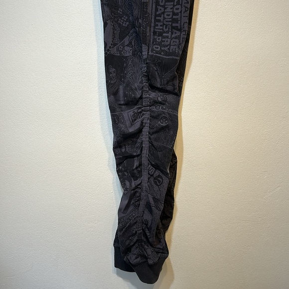 Lululemon sweat pants - Picture 5 of 7